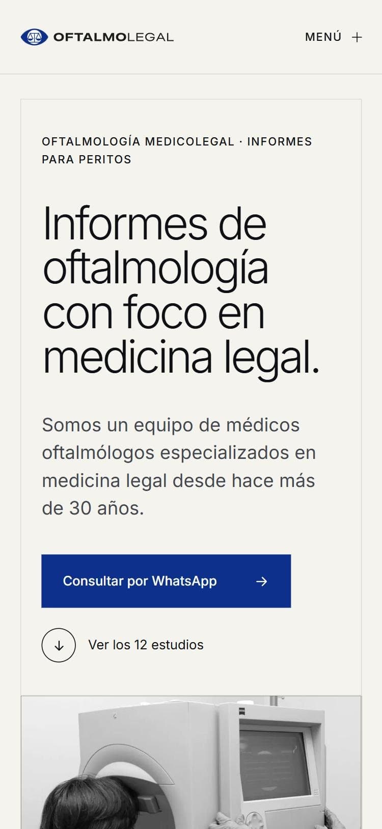 The new OftalmoLegal website on a phone